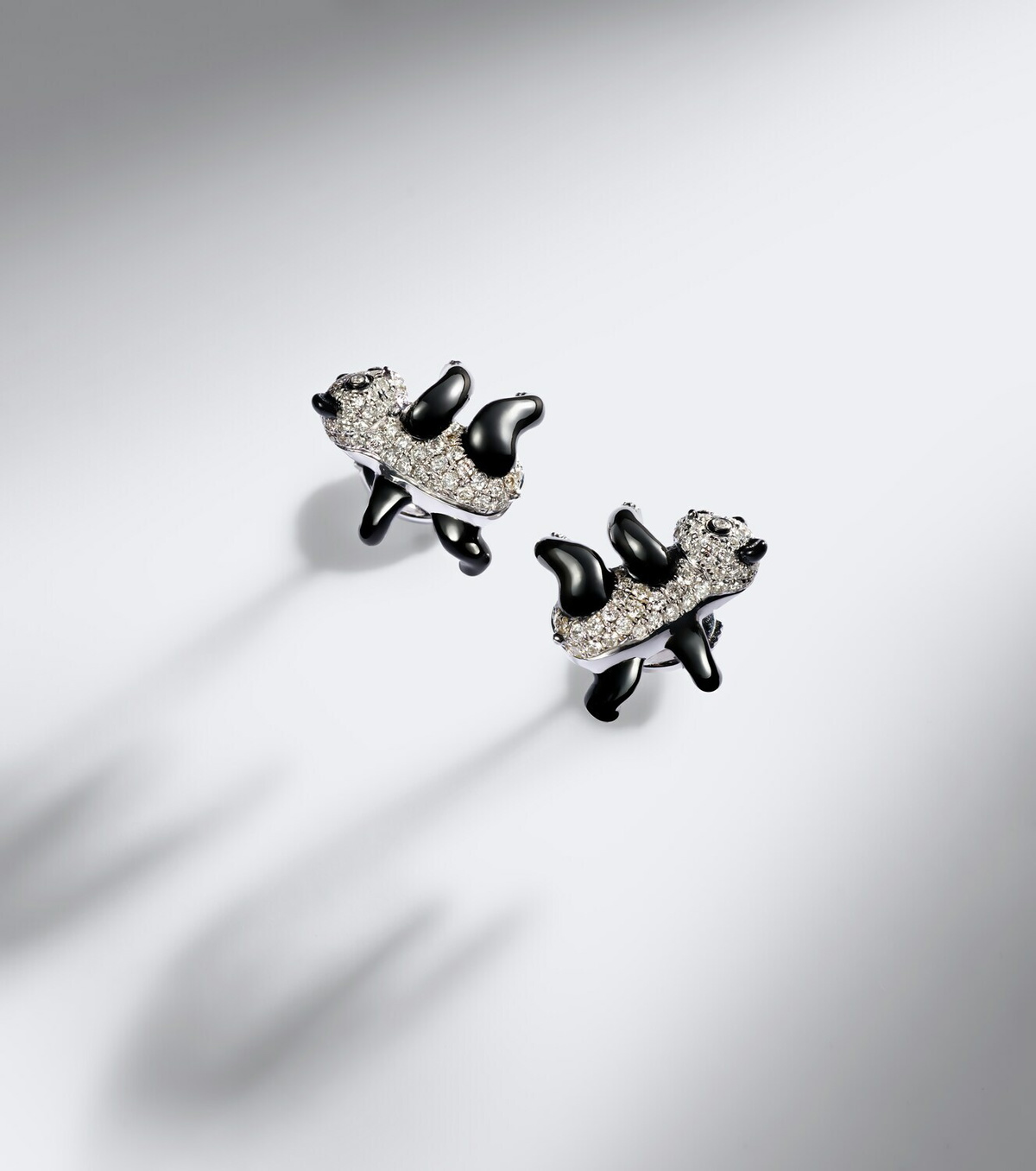 Yvonne Léon Panda 9kt white gold earrings with diamonds