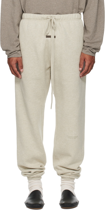 Photo: Fear of God ESSENTIALS Beige Vintage Fleece Sweatpants