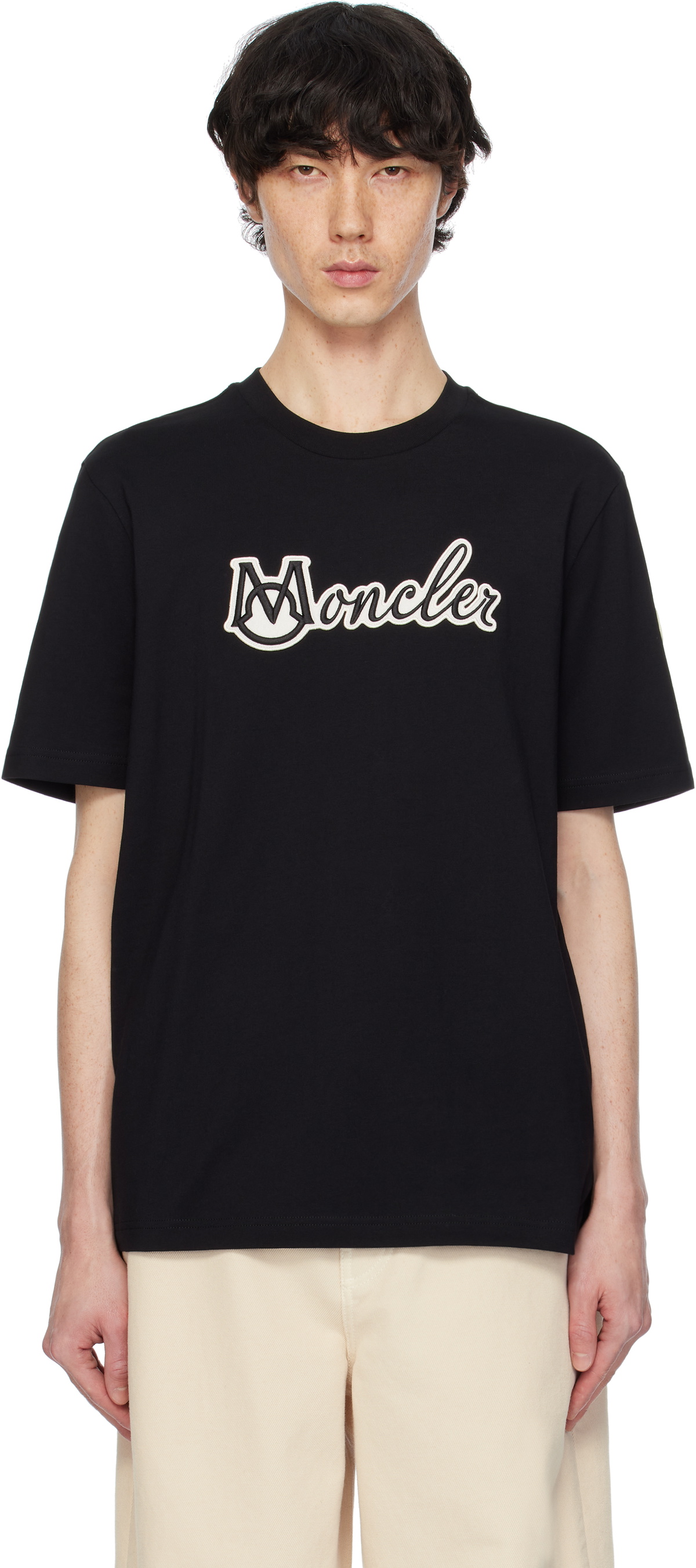 【MONCLER】EMBROIDERED VARSITY LOGO COTTON T-SHIRT Tシャツ Moncler: Black Embroidered Varsity Logo Cotton T-shirt | SSENSE