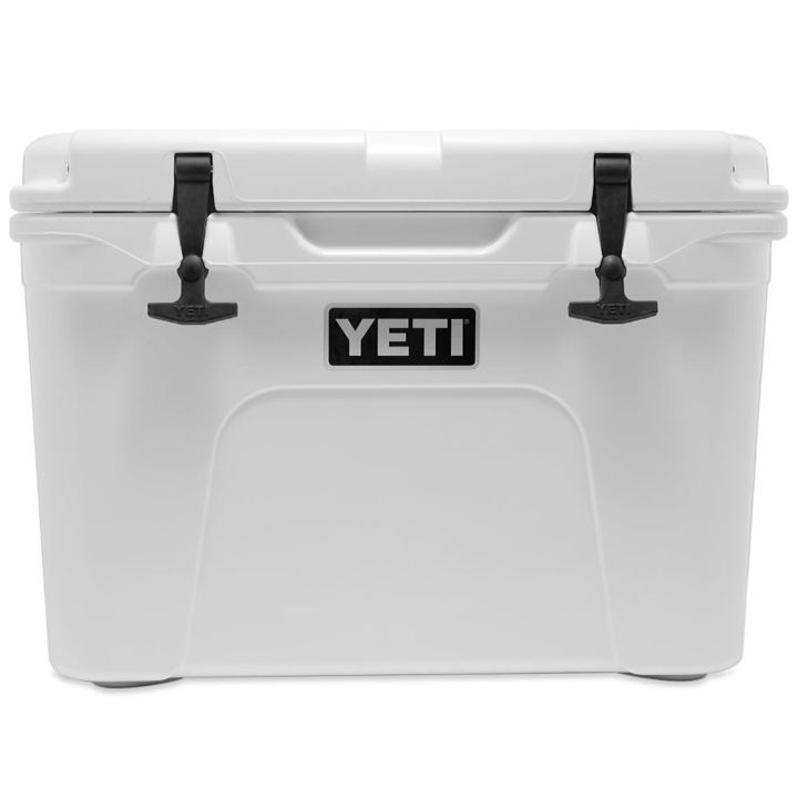 Photo: YETI Tundra 35L Cooler