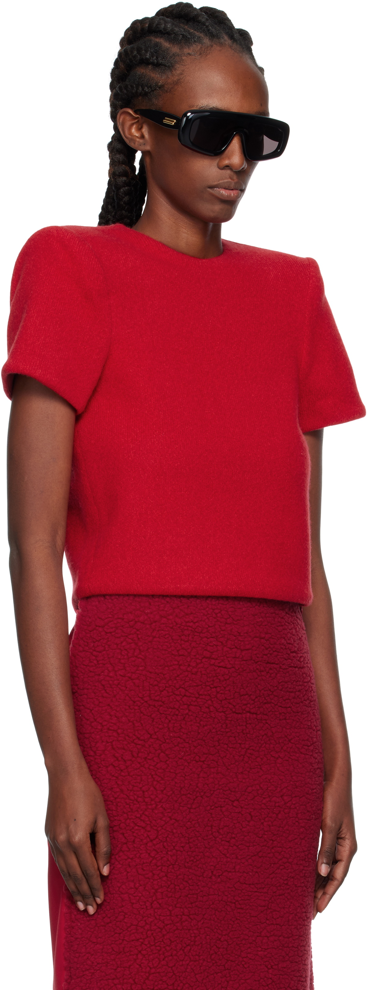 Pushbutton Red Curvy Shoulder Knitted T-shirt
