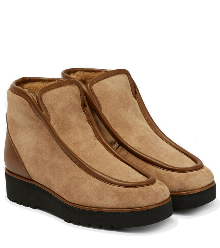 Photo: Gabriela Hearst - Tyga shearling-lined suede boots