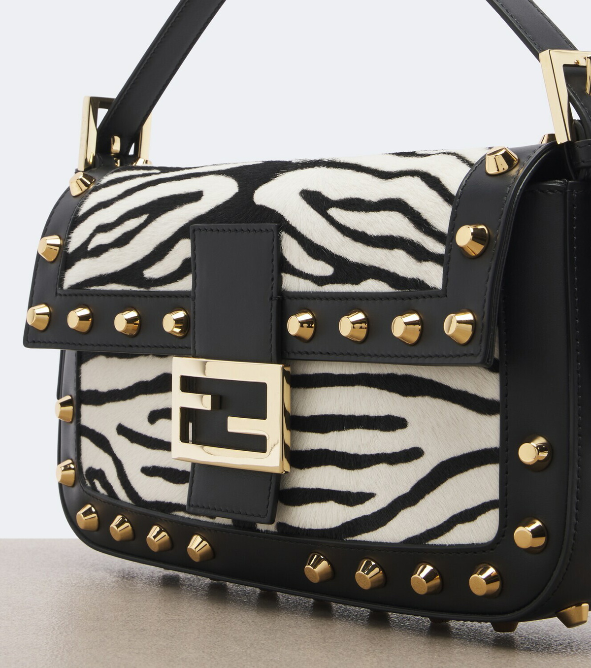 Fendi Baguette® 26424 calf hair shoulder bag