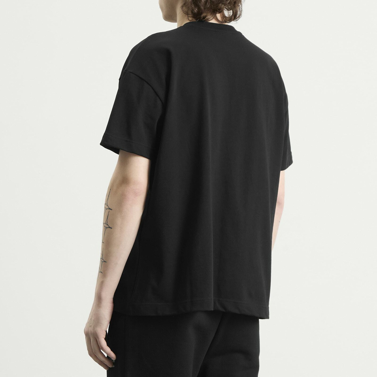 Club 1984 Men's Sl Athletics T-Shirt in Black