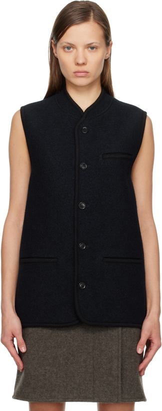 Photo: Rier SSENSE Exclusive Navy Walker Vest