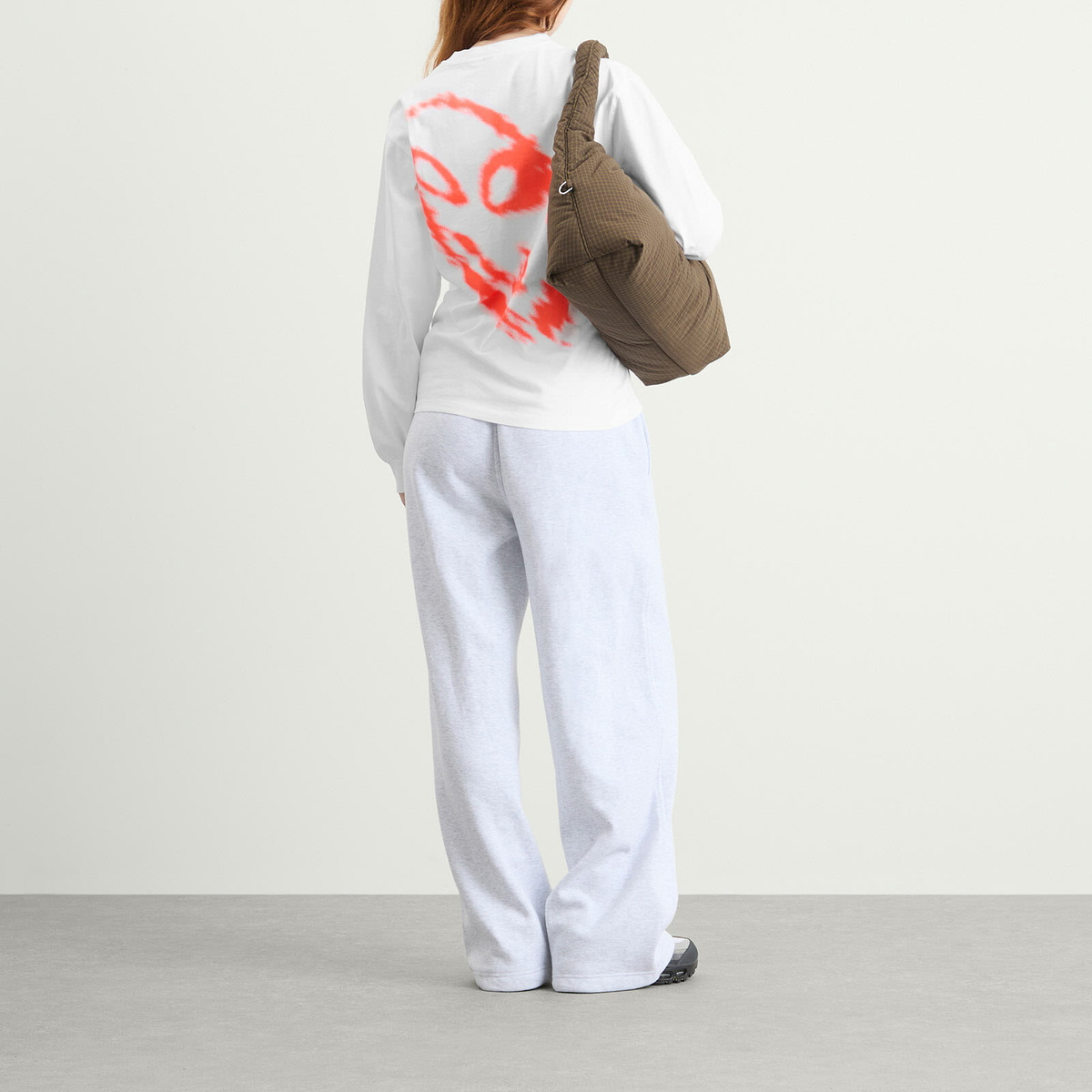 No Problemo Women's Smile Away Long Sleeve T-Shirt in White