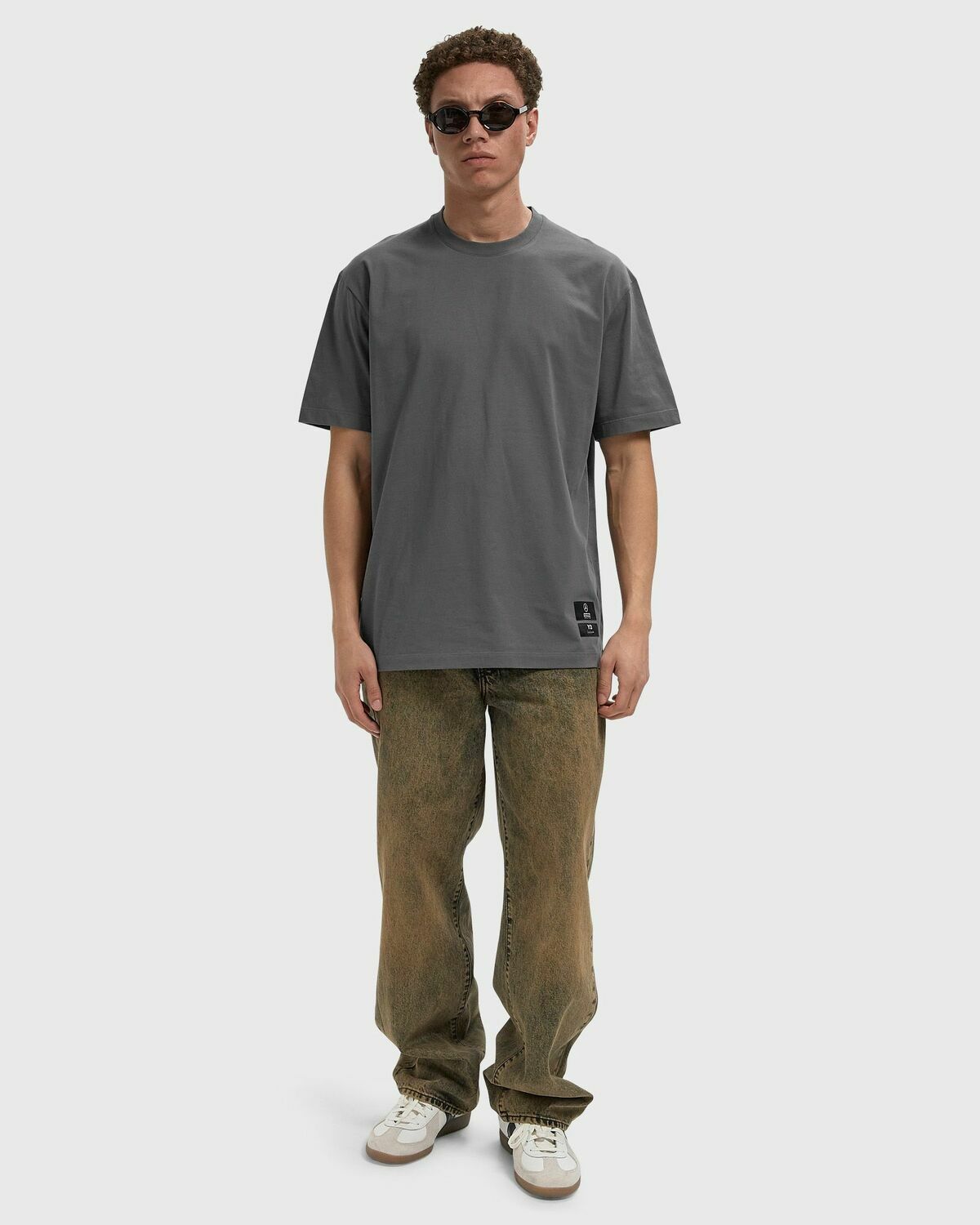 X Mercedes - AMG PETRONAS FORMULA 1 TEAM LOGO STACK SHORT SLEEVE TEE