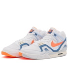 Nike Air Tech Challenge Ii QS Sneaker in White/Blue/Ivory