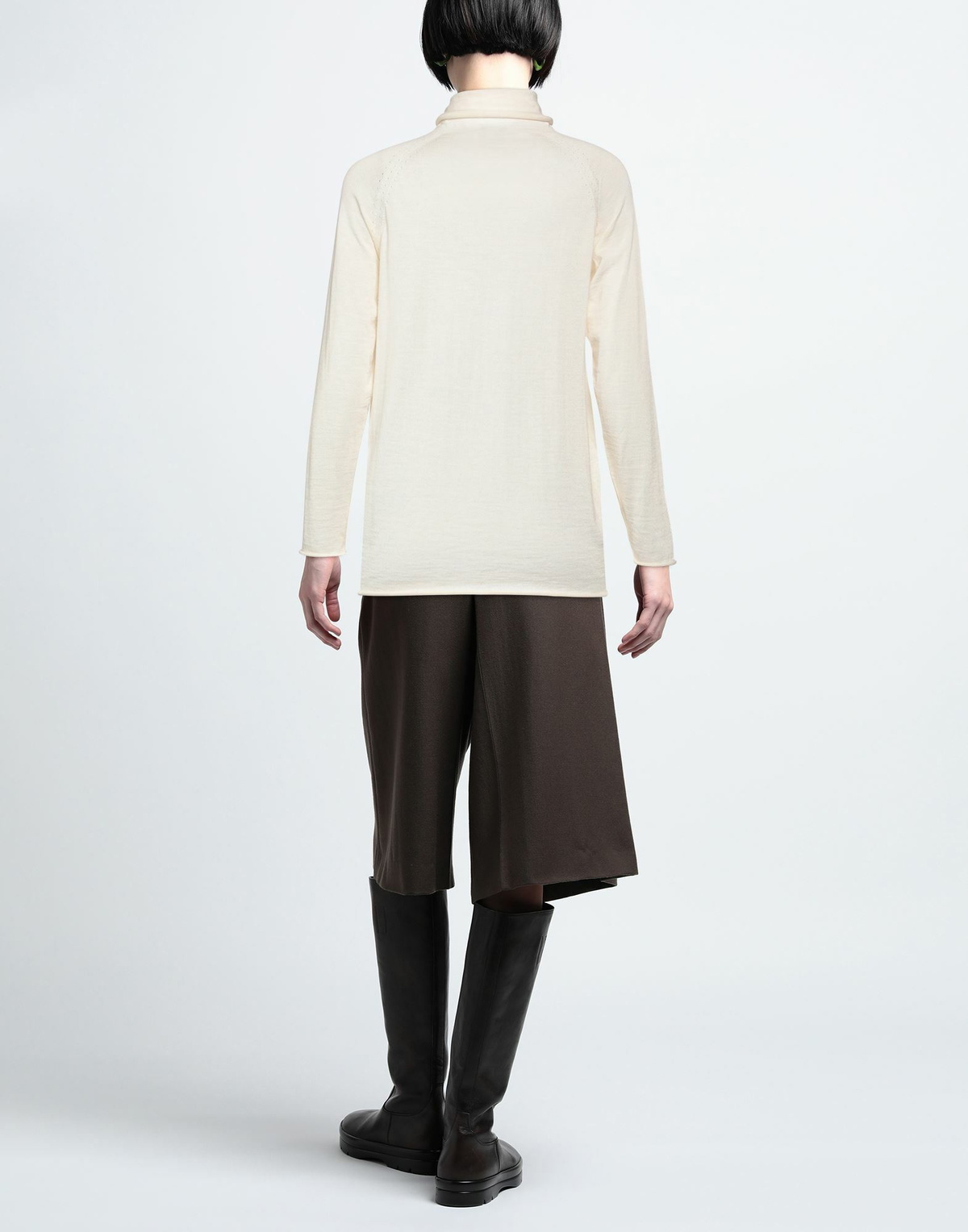 Kiton Womens Turtleneck Ivory
