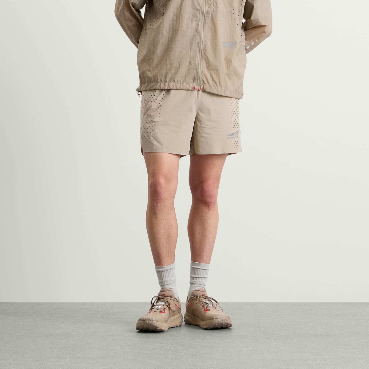 and wander Men's x Altra Ventilation Shorts in Beige