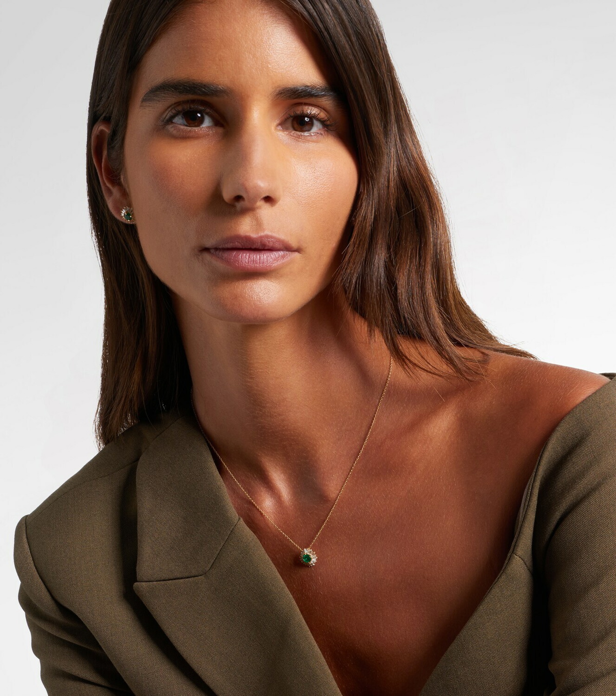 Suzanne Kalan One Of A Kind 18kt gold necklace with emerald and diamonds