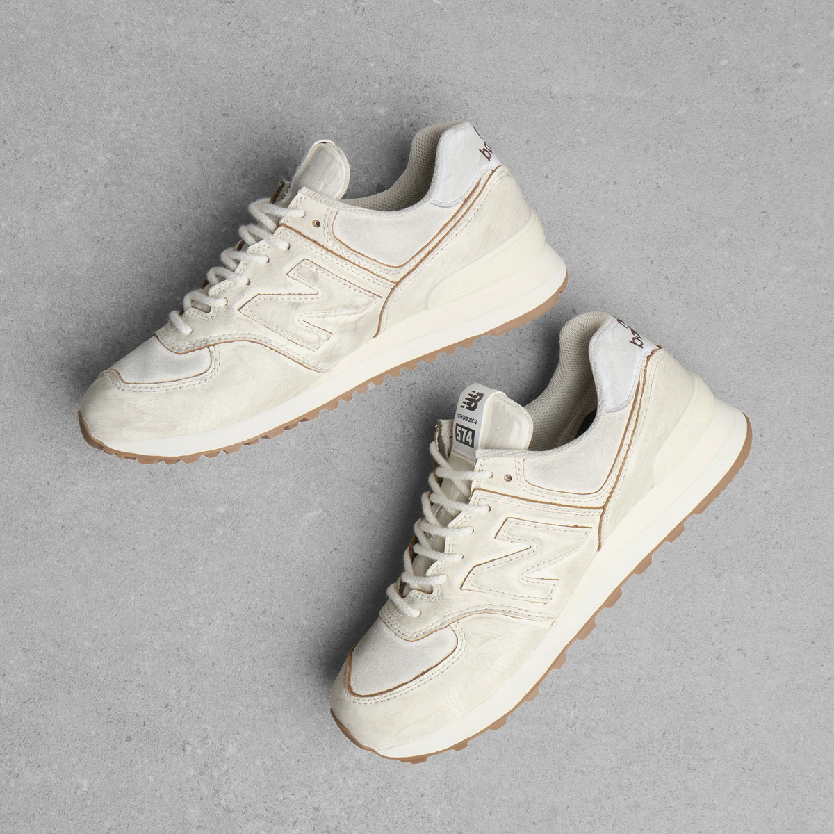 New Balance Women's 574 Sneaker in Sea Salt/Breakfast Tea