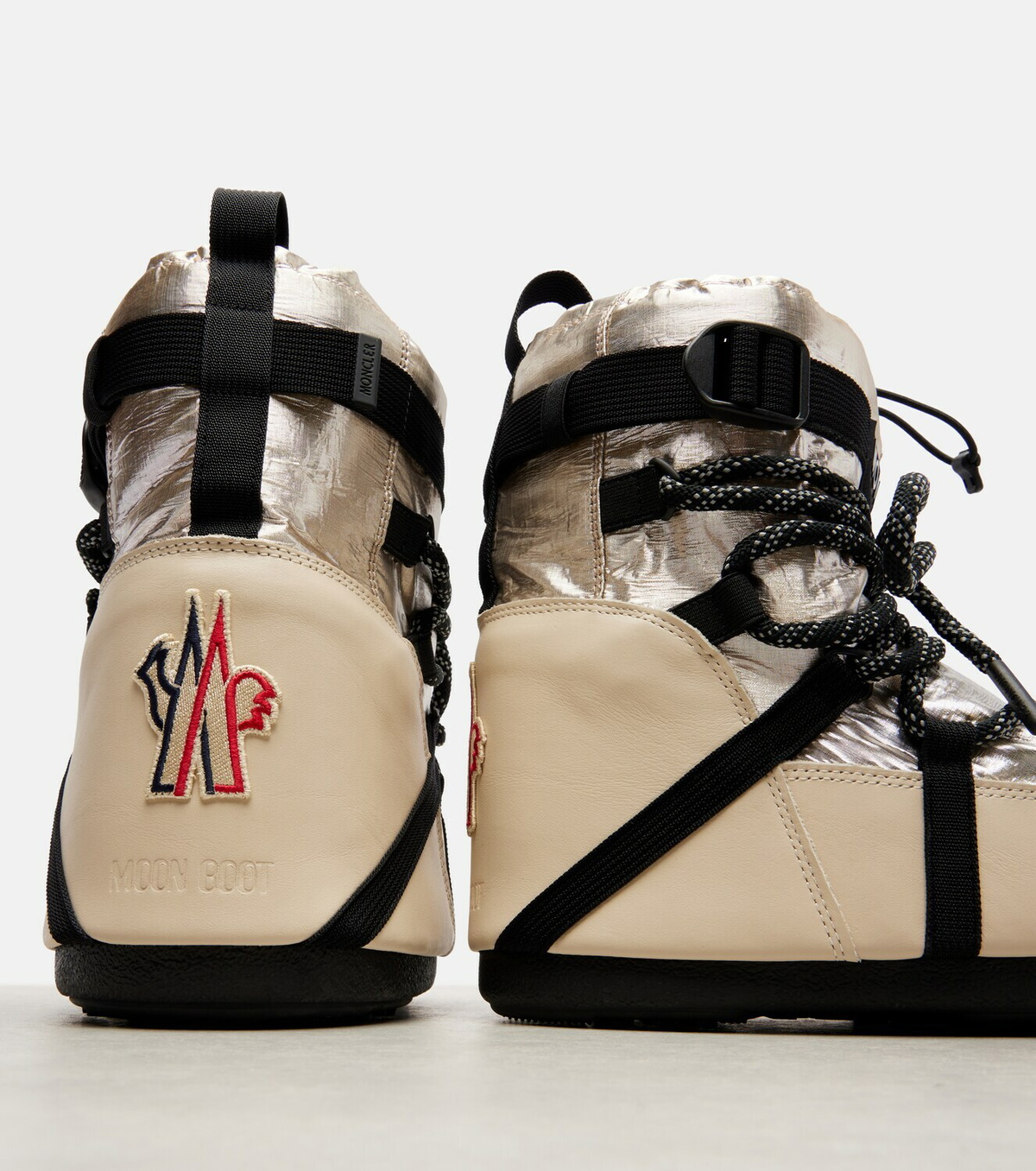 Moncler Grenoble x Moon Boot Icon Low snow boots