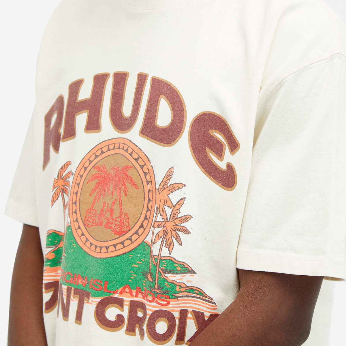 【関税込み】Rhude オフホワイト 'St. Rhude' Seal Tシャツ Rhude St. Rhude Seal Tee in Vintage White | REVOLVE
