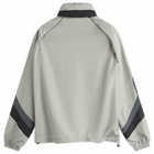 Umbro Zip Off Sleeve Wind Jacket in Griffin