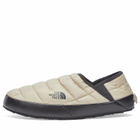 The North Face Men's Thermoball Traction Mule V in Hawthorne Khaki/Tnf Black