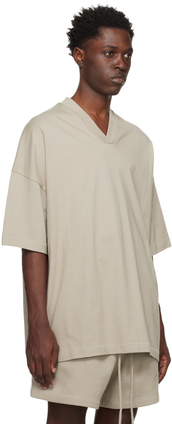 Fear of God ESSENTIALS Gray V-Neck T-Shirt Fear Of God