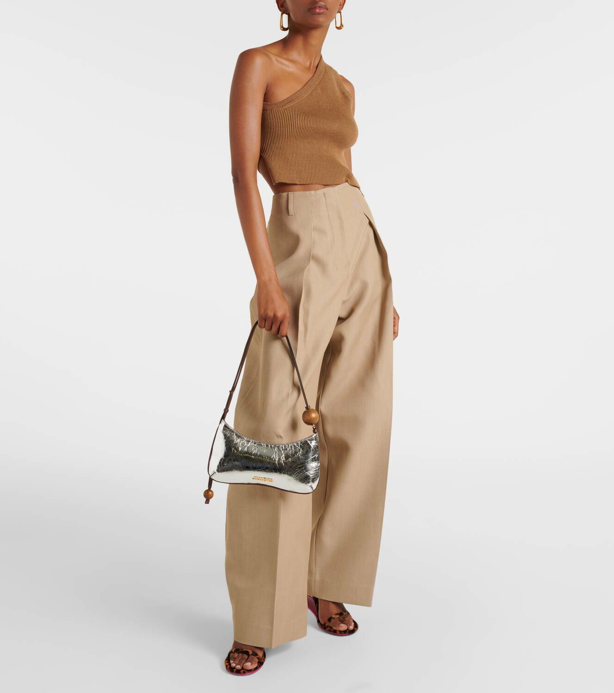 関税・送料込【JACQUEMUS】Le Bisou Perleメタリックショルダー Jacquemus Le Bisou Perle metallic leather shoulder bag Jacquemus