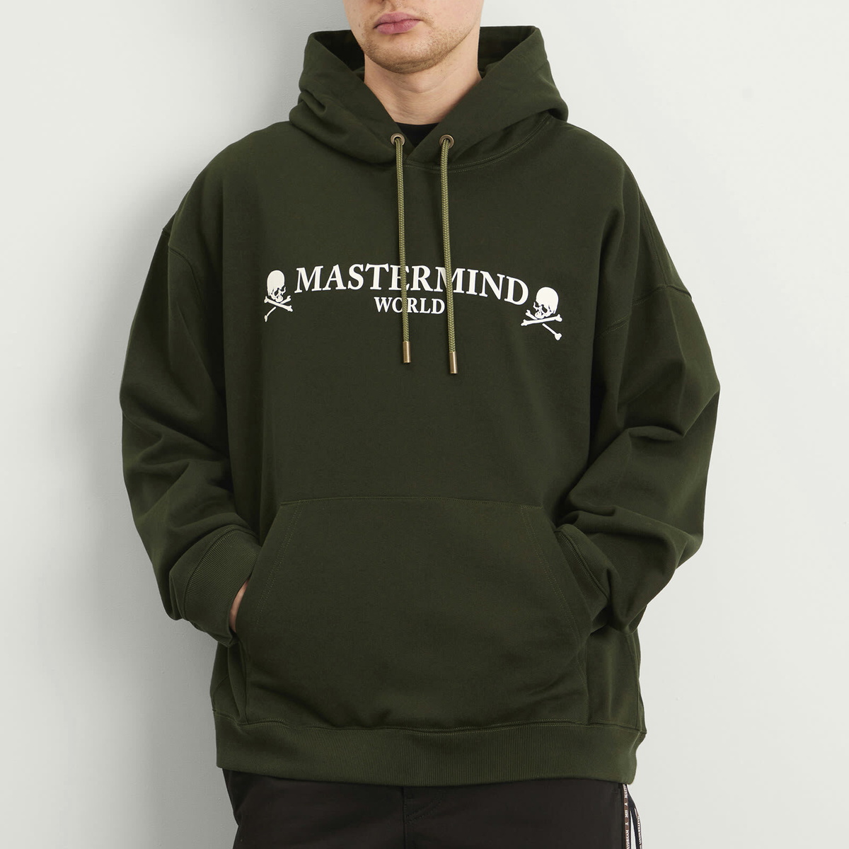 MASTERMIND WORLD Men's OG LOGo Hoodie in Olive