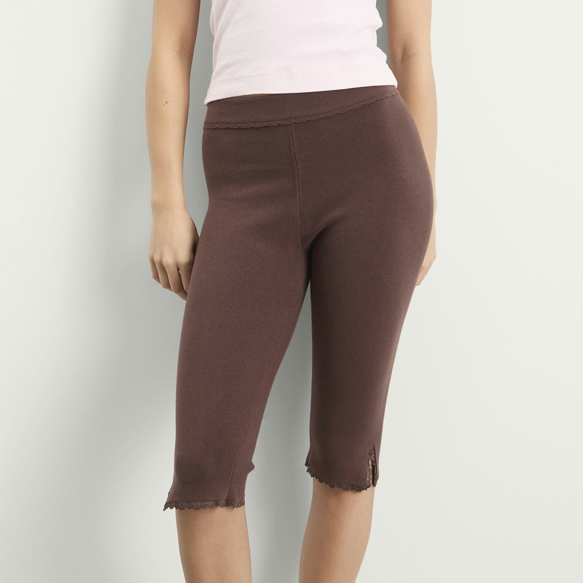 House Of Sunny Women's Classic Capri Pants in Coffee