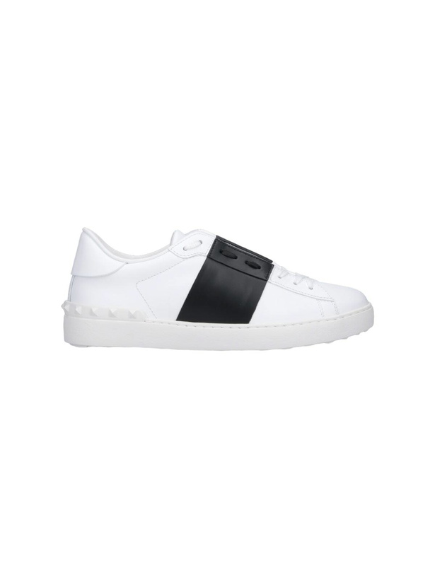 Photo: Valentino Garavani rockstud Untitled Sneakers