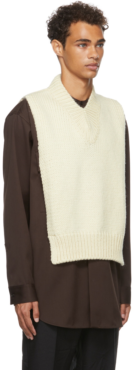 JIL SANDER　ニットビブ￼ Jil Sander Beige Knit Bib V-Neck Jil Sander