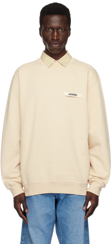 Photo: JACQUEMUS Beige Les Classiques 'Le sweatshirt Gros Grain' Sweatshirt