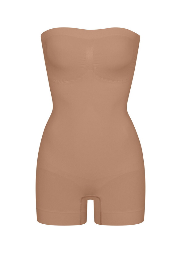 Photo: Skims Seamless Sculpt Strapless Shortie Body Light Brown