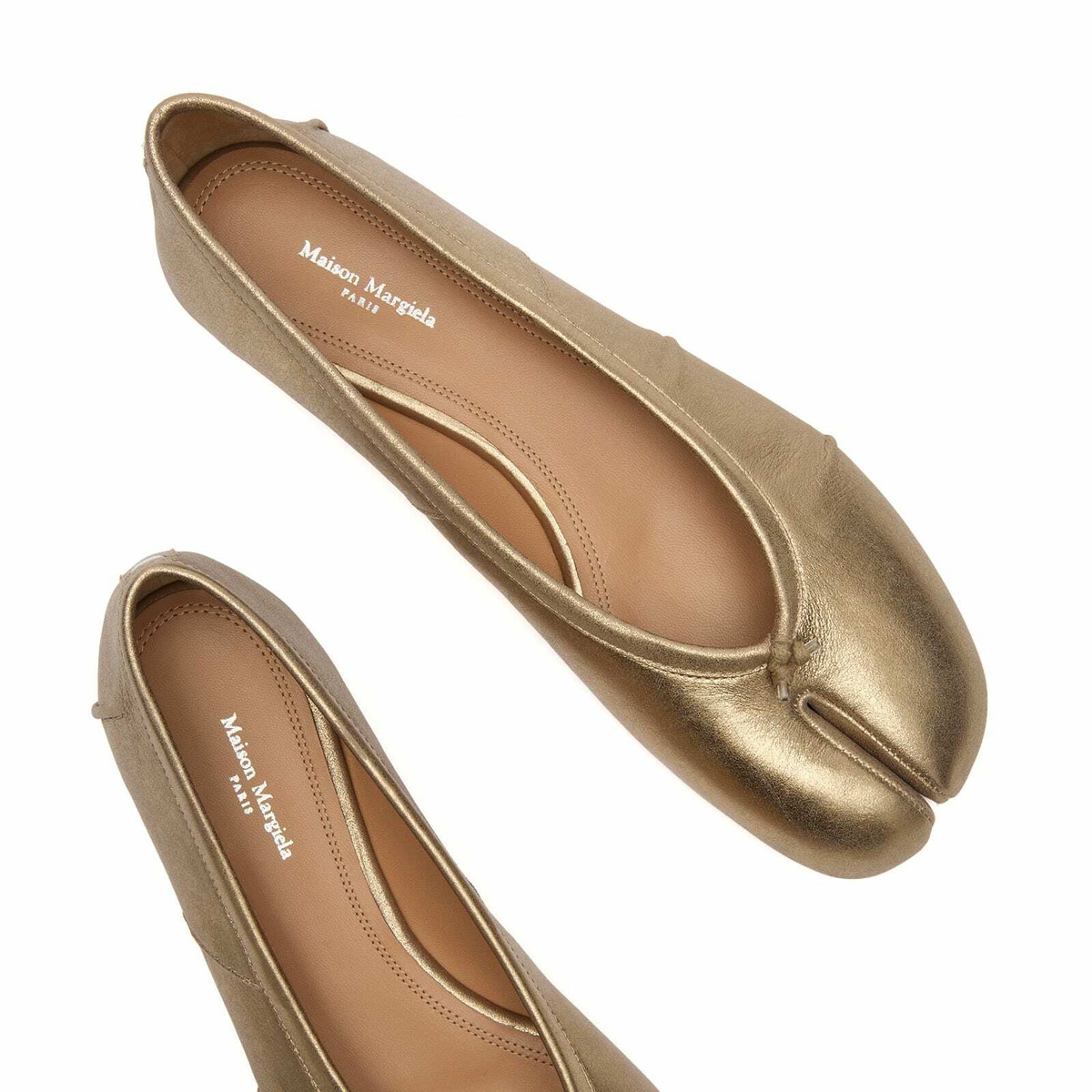 Maison Margiela Women's Tabi Ballerina in Cream/Gold