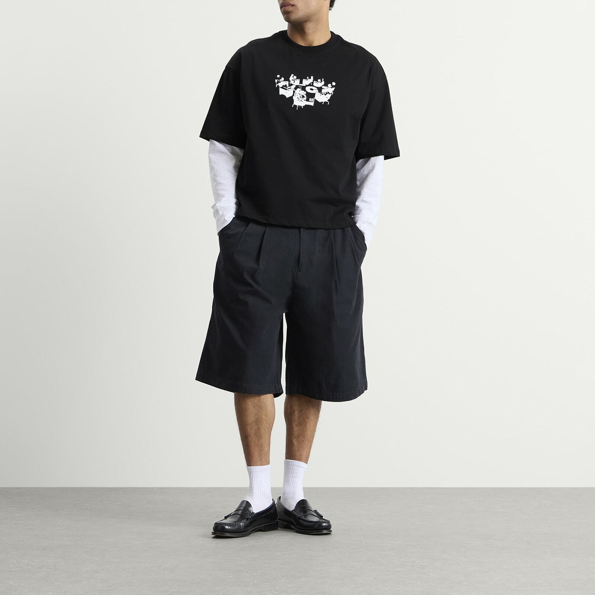 Bene Culture Men's Teamwork T-Shirt in Black