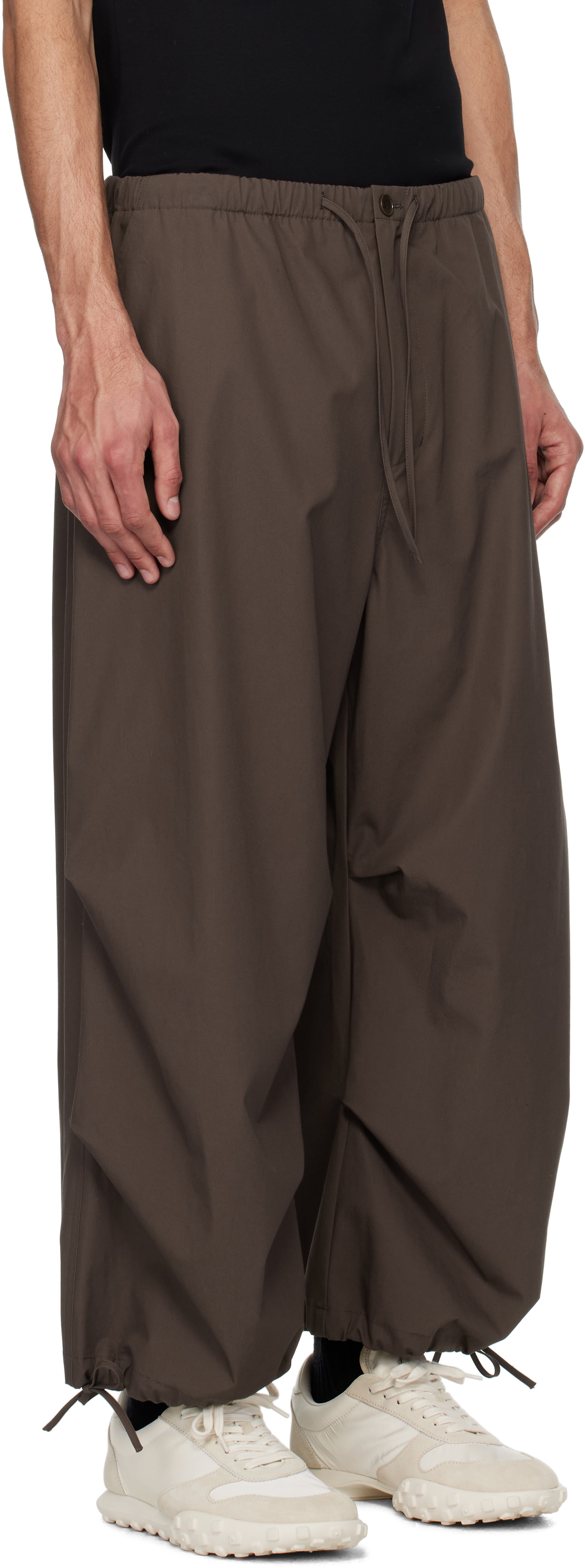 AMOMENTO Burgundy Drawstring Capri Trousers