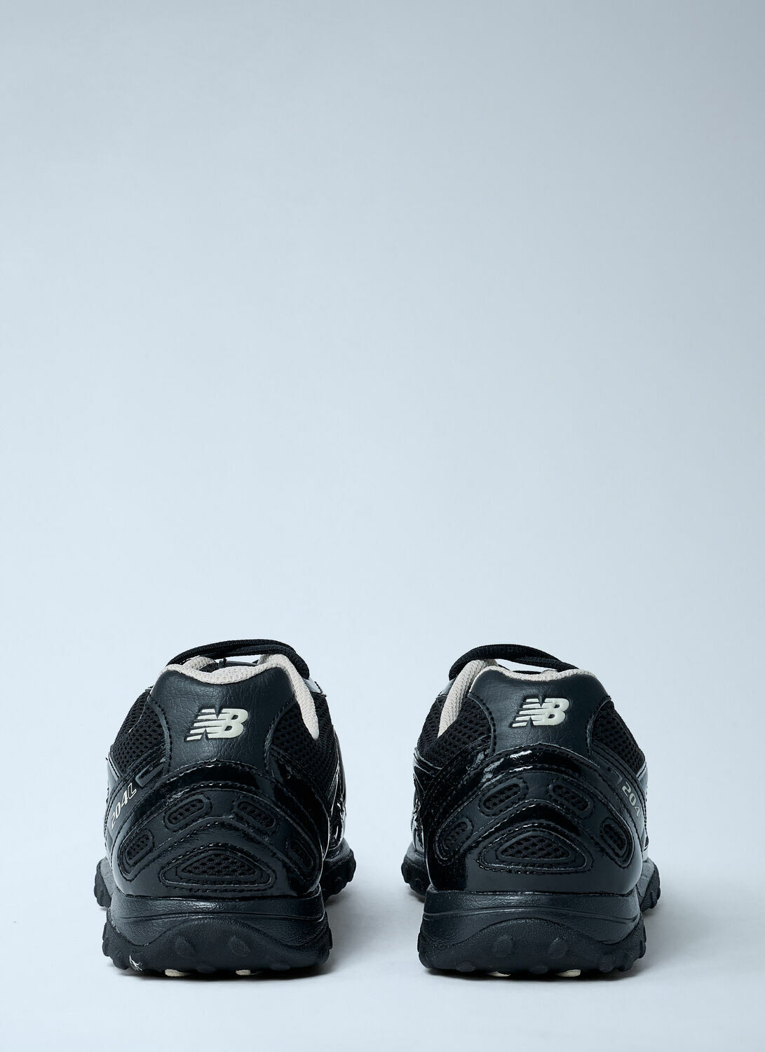 New Balance 204L Sneakers