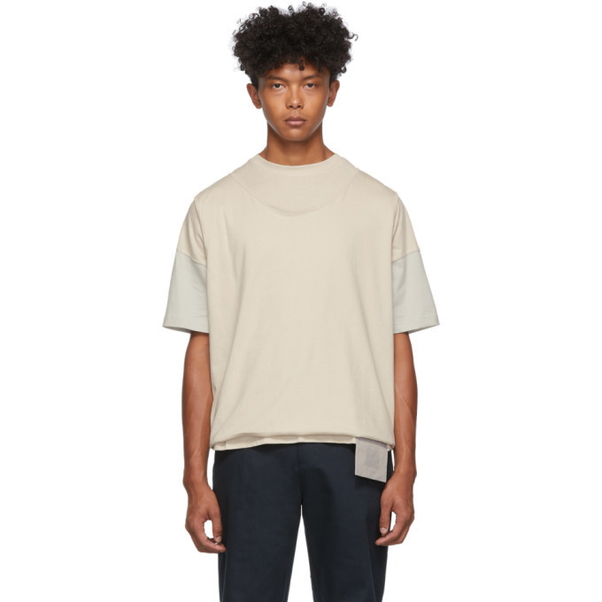 Photo: Keenkee Off-White and Grey Roll-Up T-Shirt
