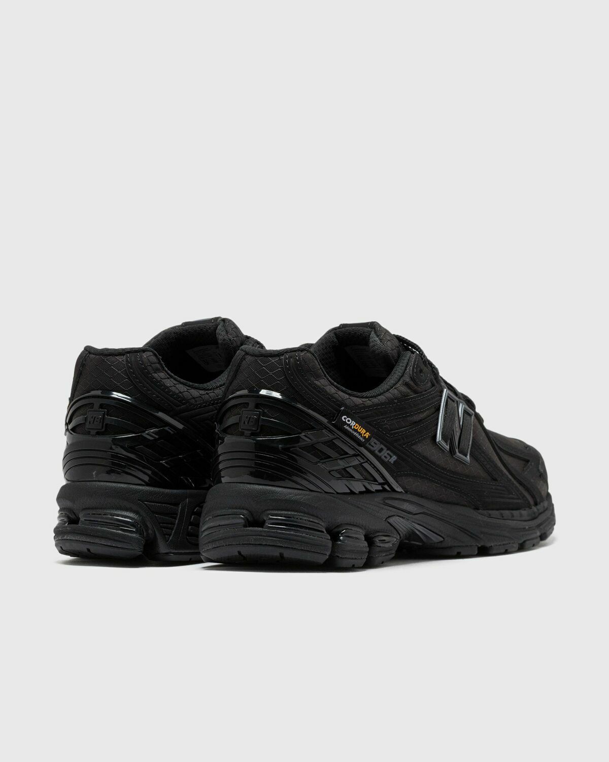 New Balance 1906 Black Lowtop New Balance