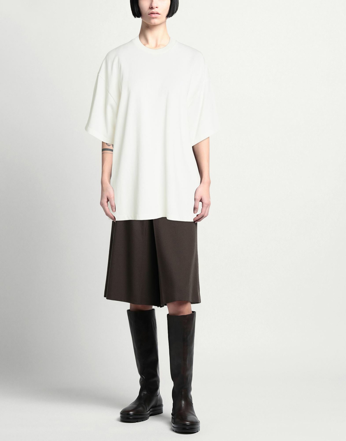 Skims Womens T-shirt in Off white