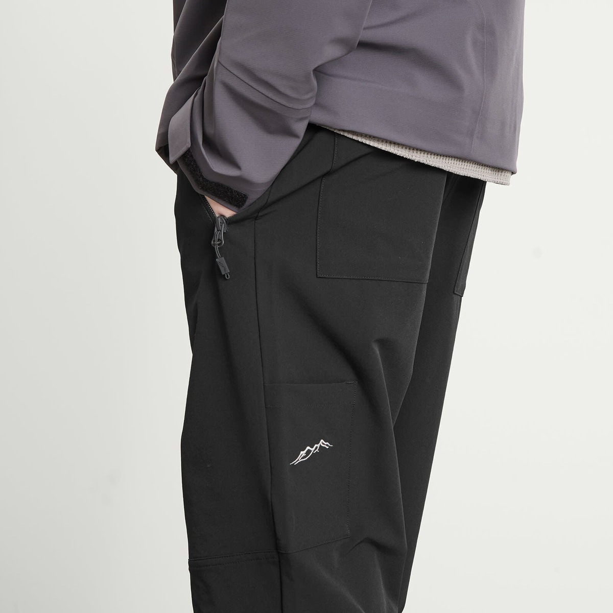 Mellow Clo Men's Boulder Trousers in Black