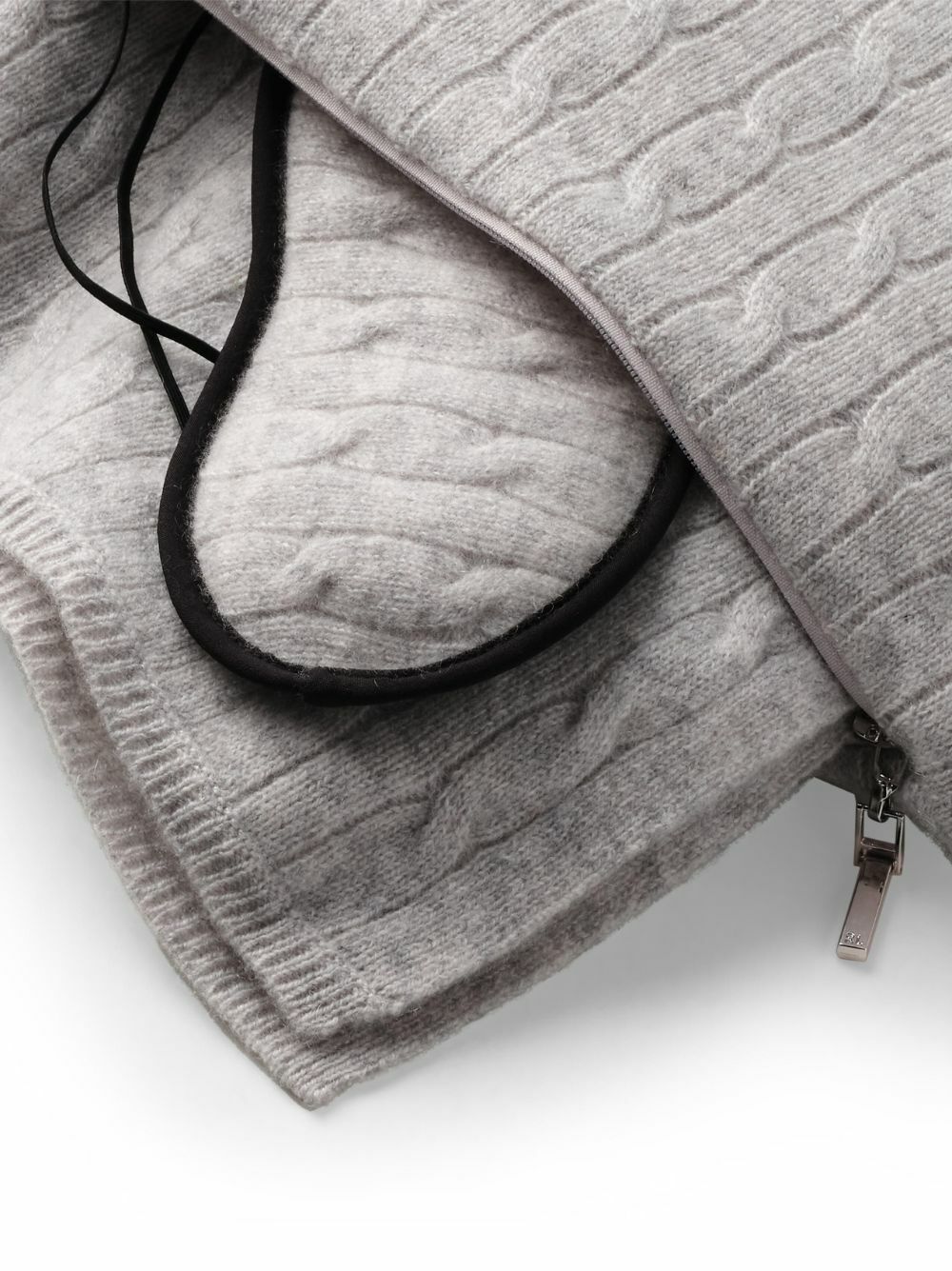 Ralph Lauren Home Grey The Iconic Cable Cashmere Travel Set