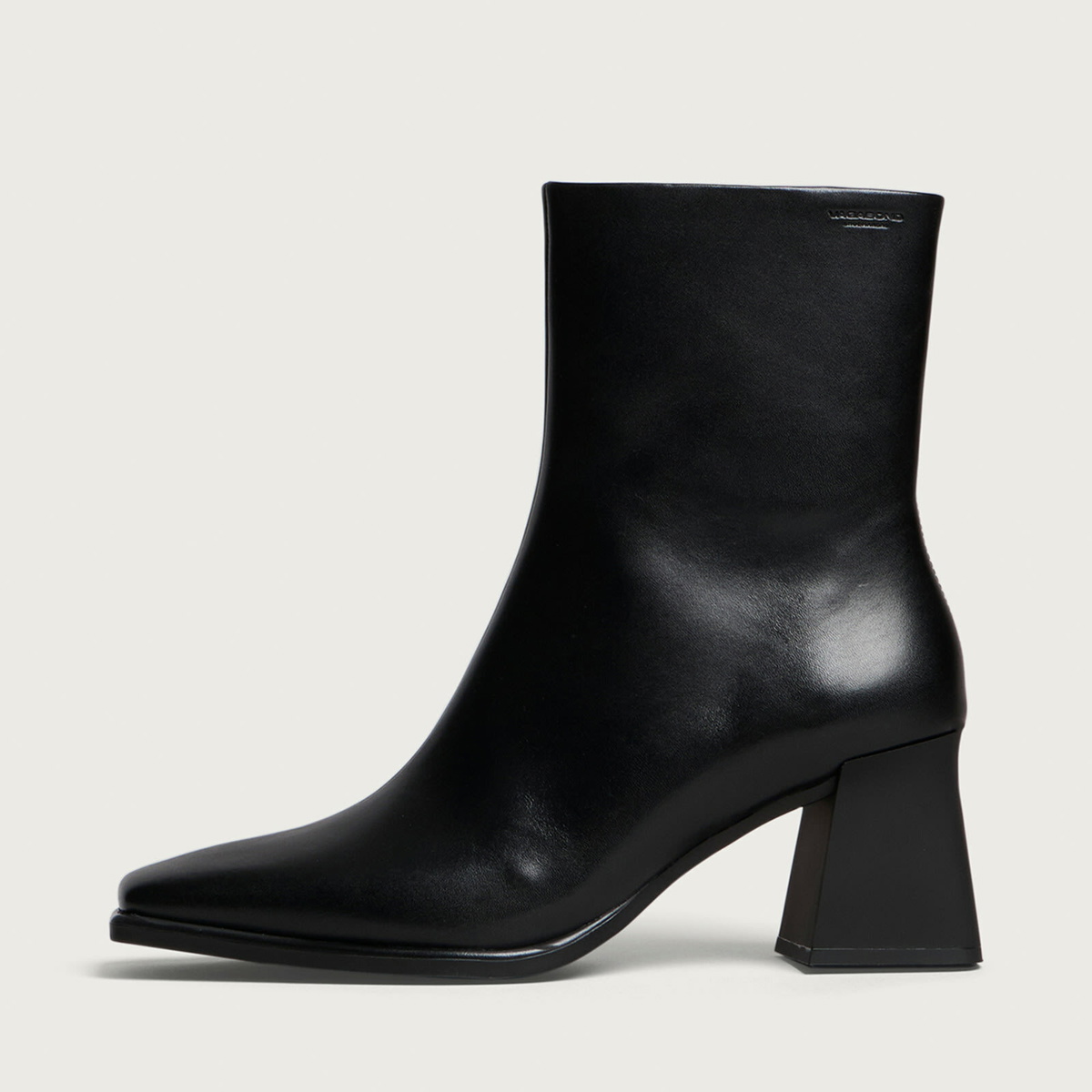 Vagabond Shoemakers Women's Vagabond Hedda Leather Ankle Boot in Black