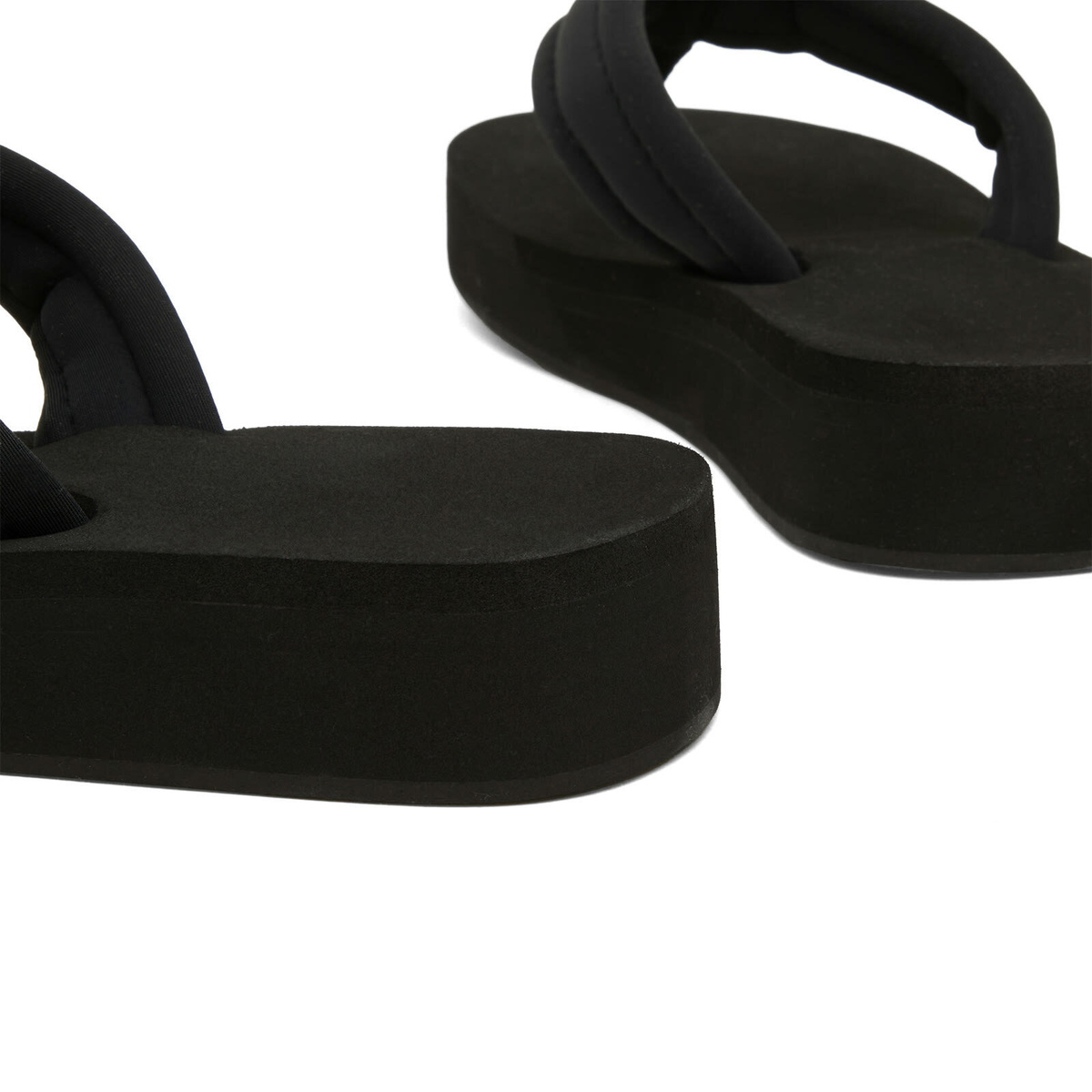 Coperni Women's FOAM FLIP FLOPS in Black