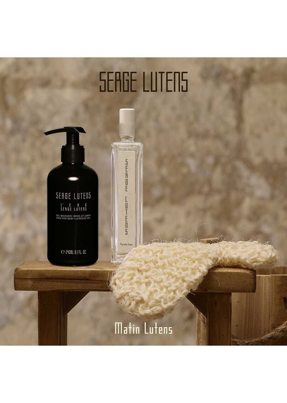 Serge Lutens Dans Le Bleu Qui Pétille Hand and Body Cleansing Gel 240ml