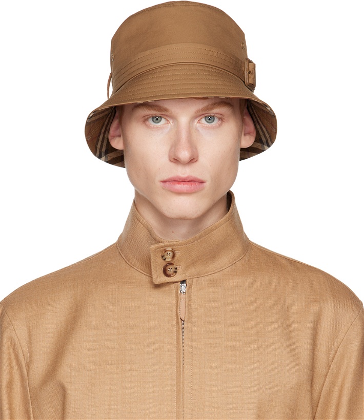 Photo: Burberry Tan Belted Bucket Hat