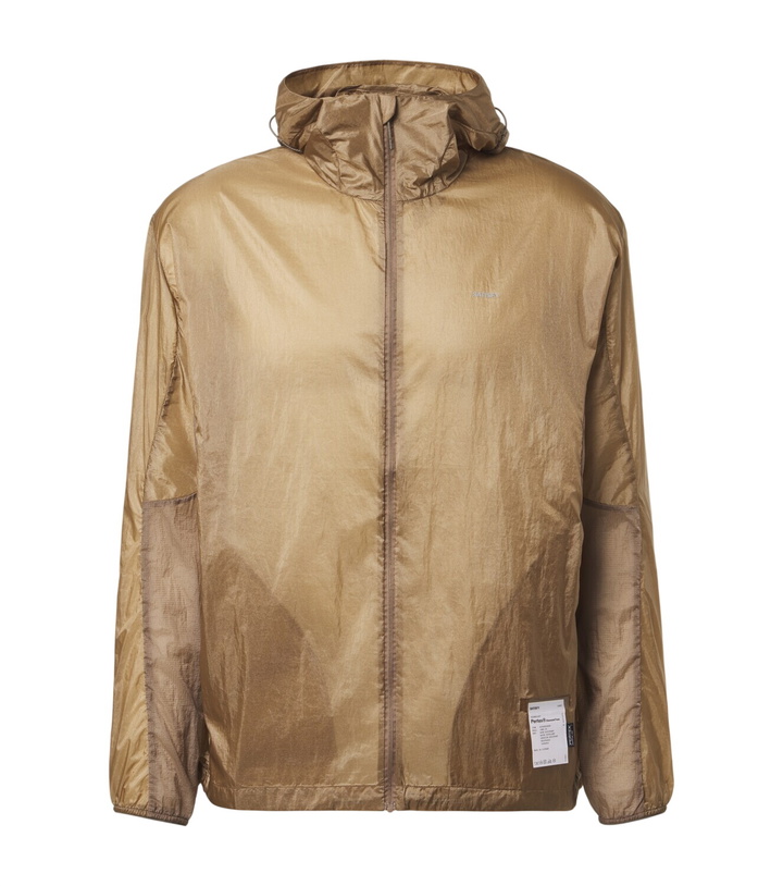 Photo: Satisfy Hooded jacket