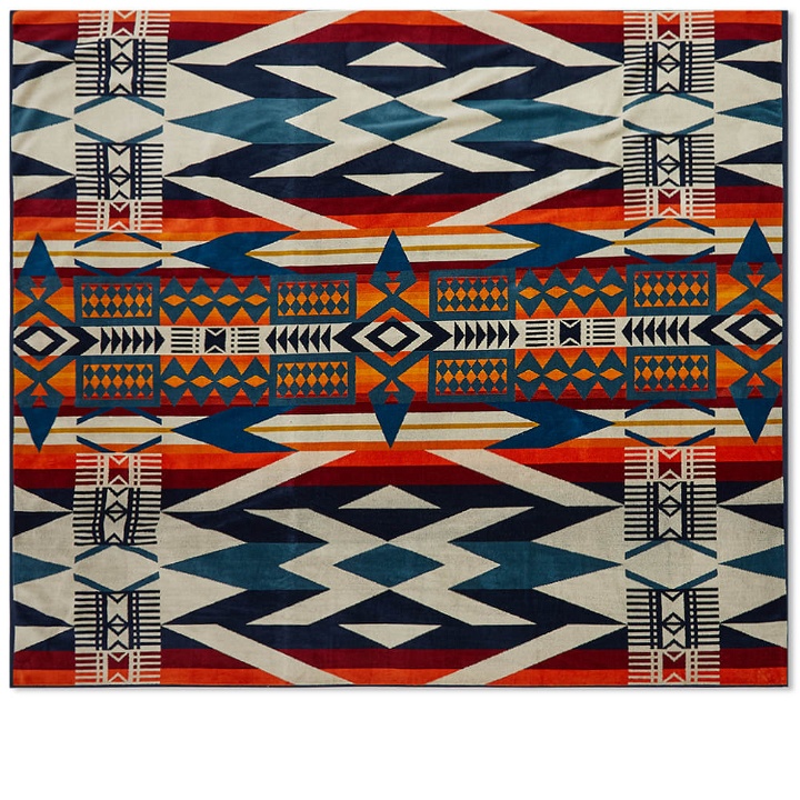 Photo: Pendleton Jacquard Towel For Two in Fire Legend Sunset