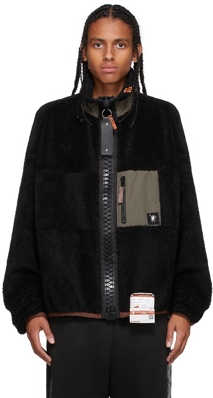 Photo: Miharayasuhiro Black Boa Fleece Zip-Up Jacket