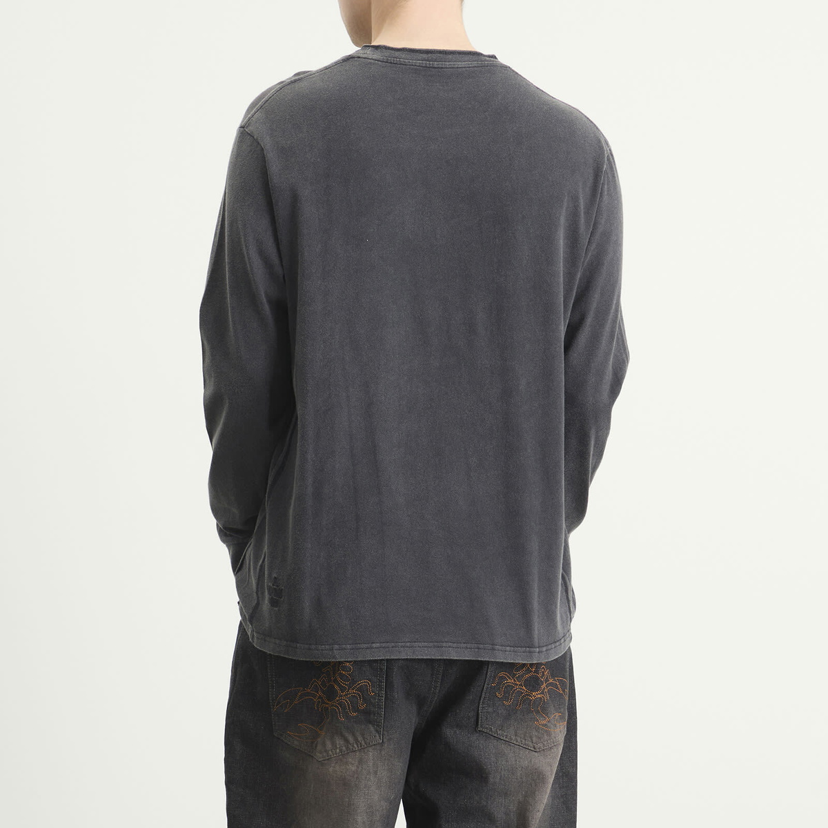 ACMH by Magic Castles Men's Bryllyant Long Sleeve T-Shirt in Vintage Black