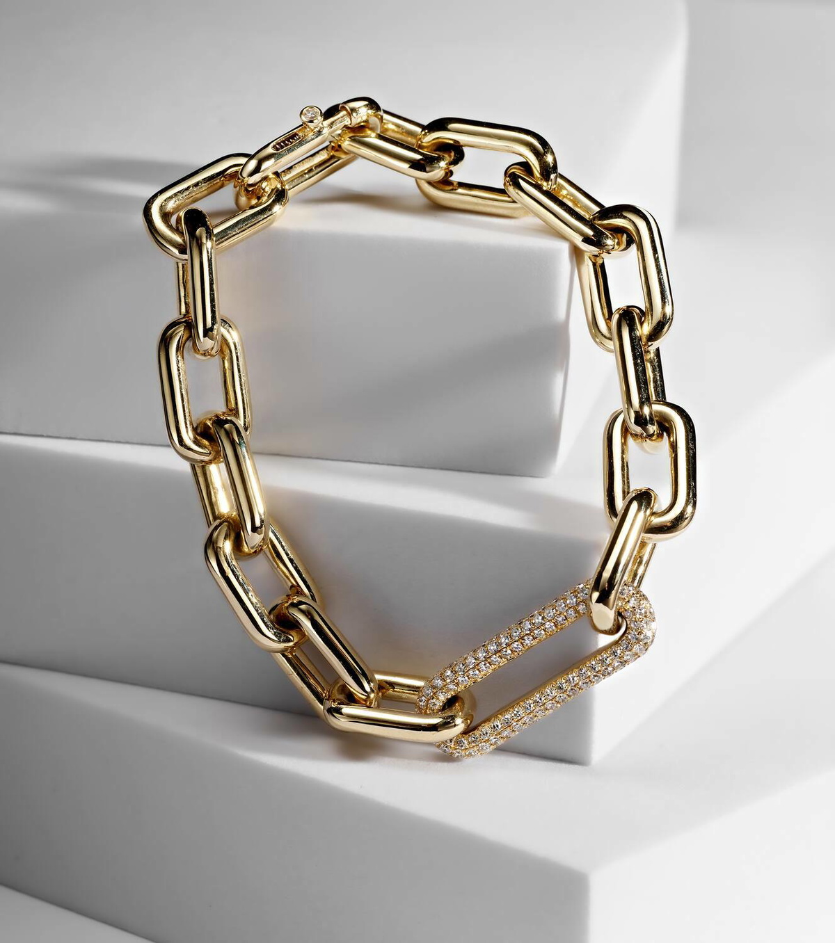 Shay Jewelry 18kt gold bracelet with diamonds