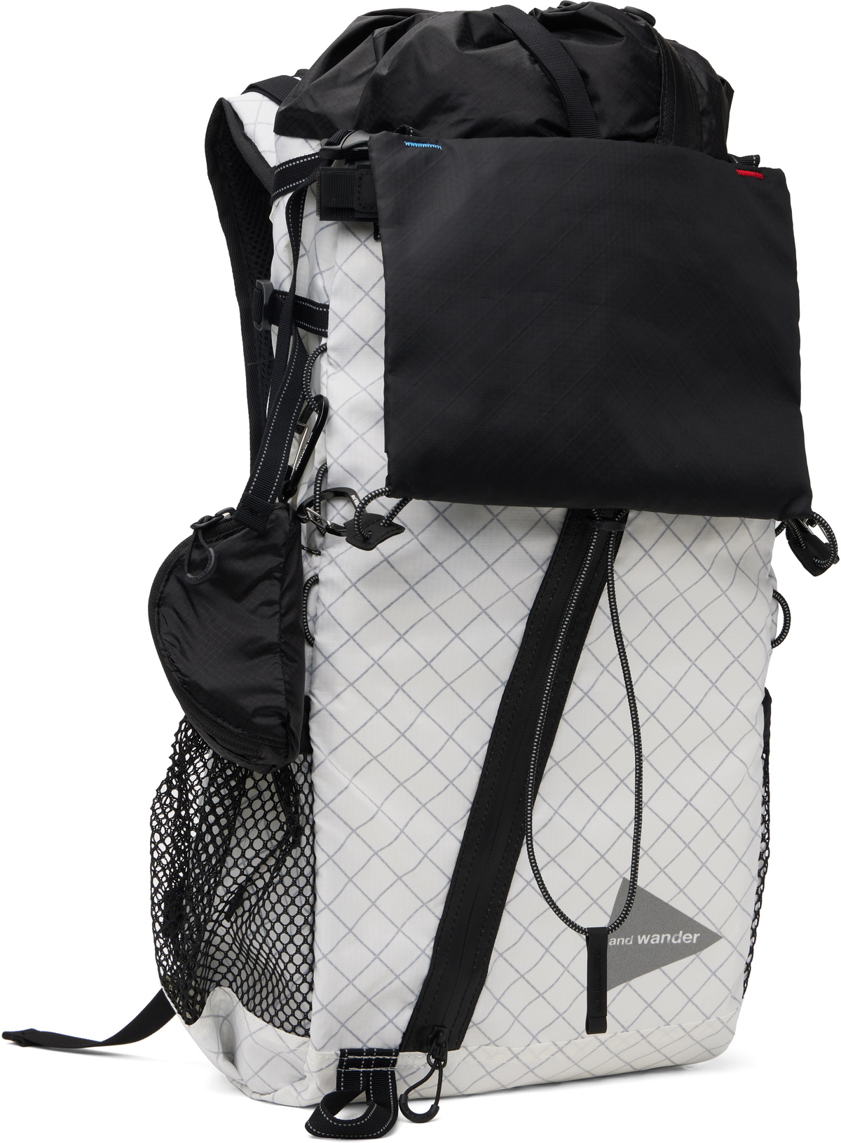 and wander メッシュバックパック ホワイト and wander リュック・バックパック ホワイト