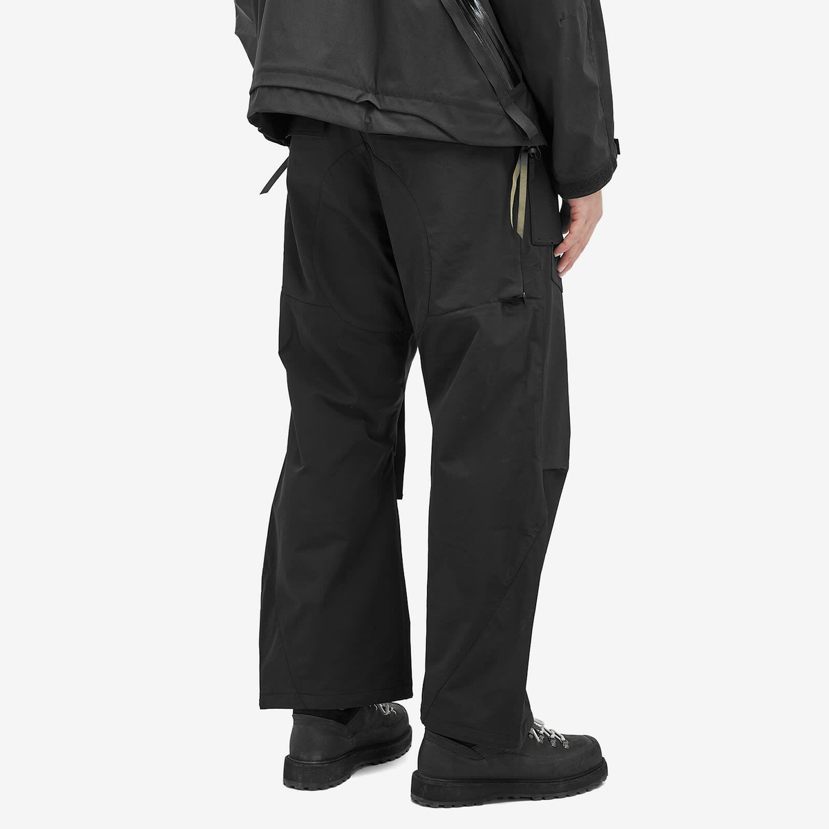 Acronym Men's Schoeller® Dryskin™ Cargo Vent Pants in Black