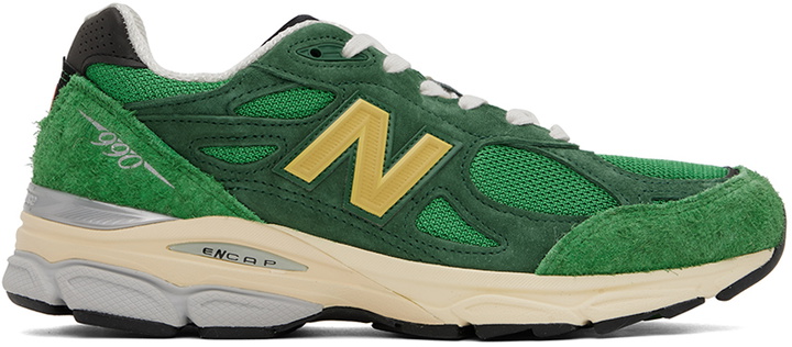 Photo: New Balance Green 990v3 Sneakers