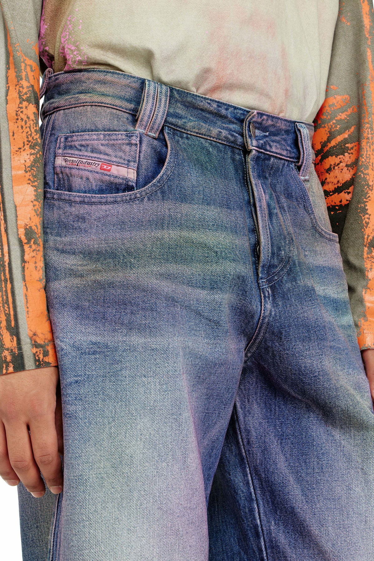 Diesel Relaxed Jeans High Waist 1982 D-Hakou, Colored, Button fly